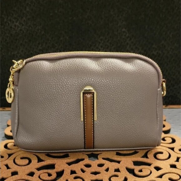 NWOT Elegant Gray Faux Leather Cross body Bag - Picture 6 of 6